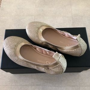 Yosi Samra size 11 children’s shoes